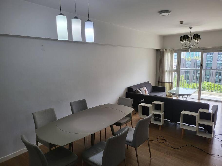 Luxury @ Bgc Sleeps 6 Comfortably Fast Wifi Pool! Appartement Manilla Buitenkant foto